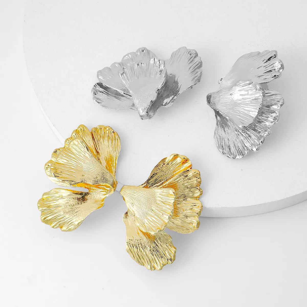 1 Pair Fashion Ginkgo Leaf Plating Alloy Ear Studs