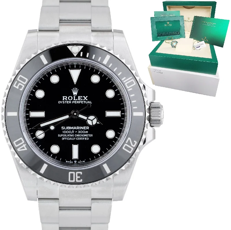 Designer Chronograph Watch for Women-BRAND NEW JAN. 2022 Rolex Submariner 41mm No-Date Black Ceramic Watch 124060 LN