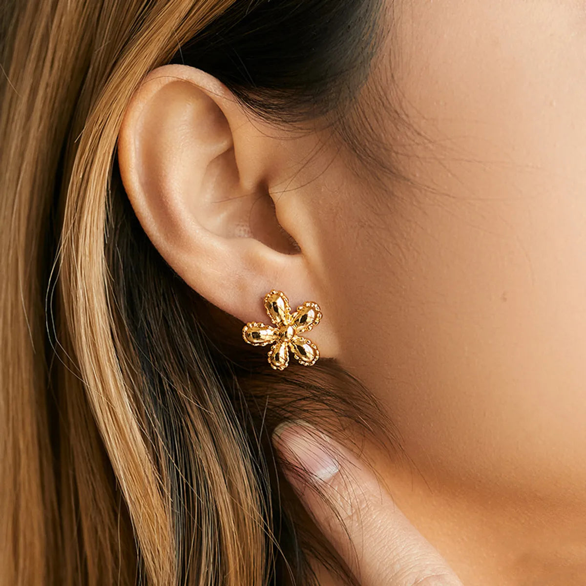 1 Pair Casual Sweet Flower Plating Copper 18k Gold Plated Ear Studs