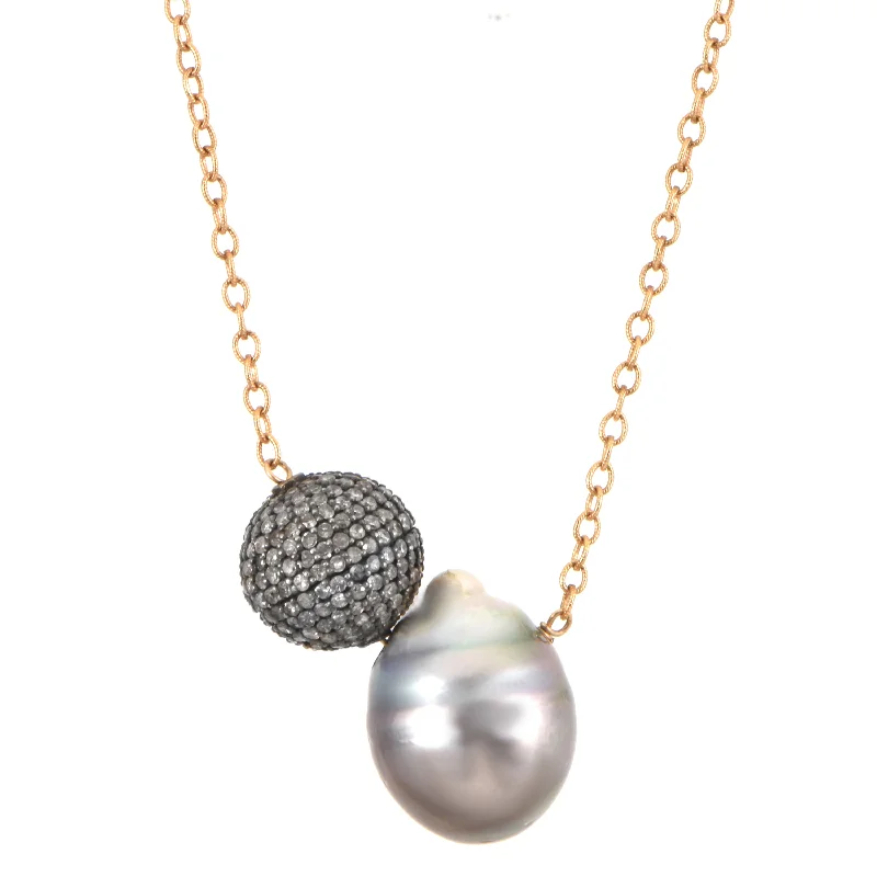 Luxury Gold Pendant Necklace-Pearl Necklace