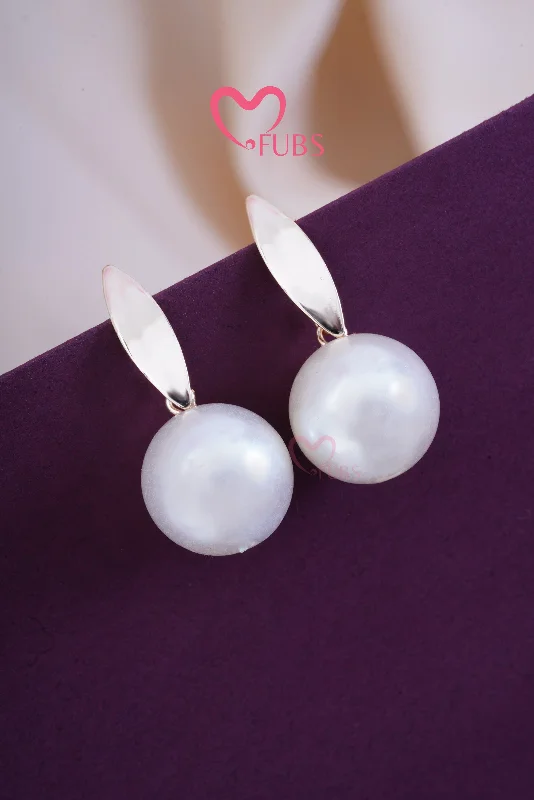 Antique Silver Earrings-Mystical Sea Pearl Drop Earrings